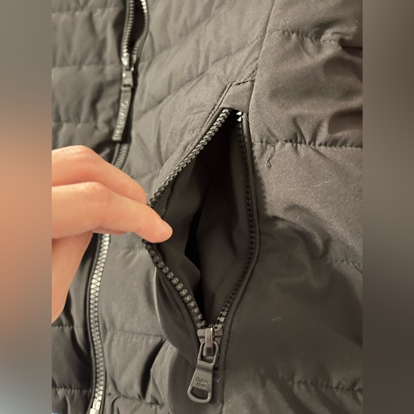 Calvin Klein Puff Vest - Picture 5 of 9